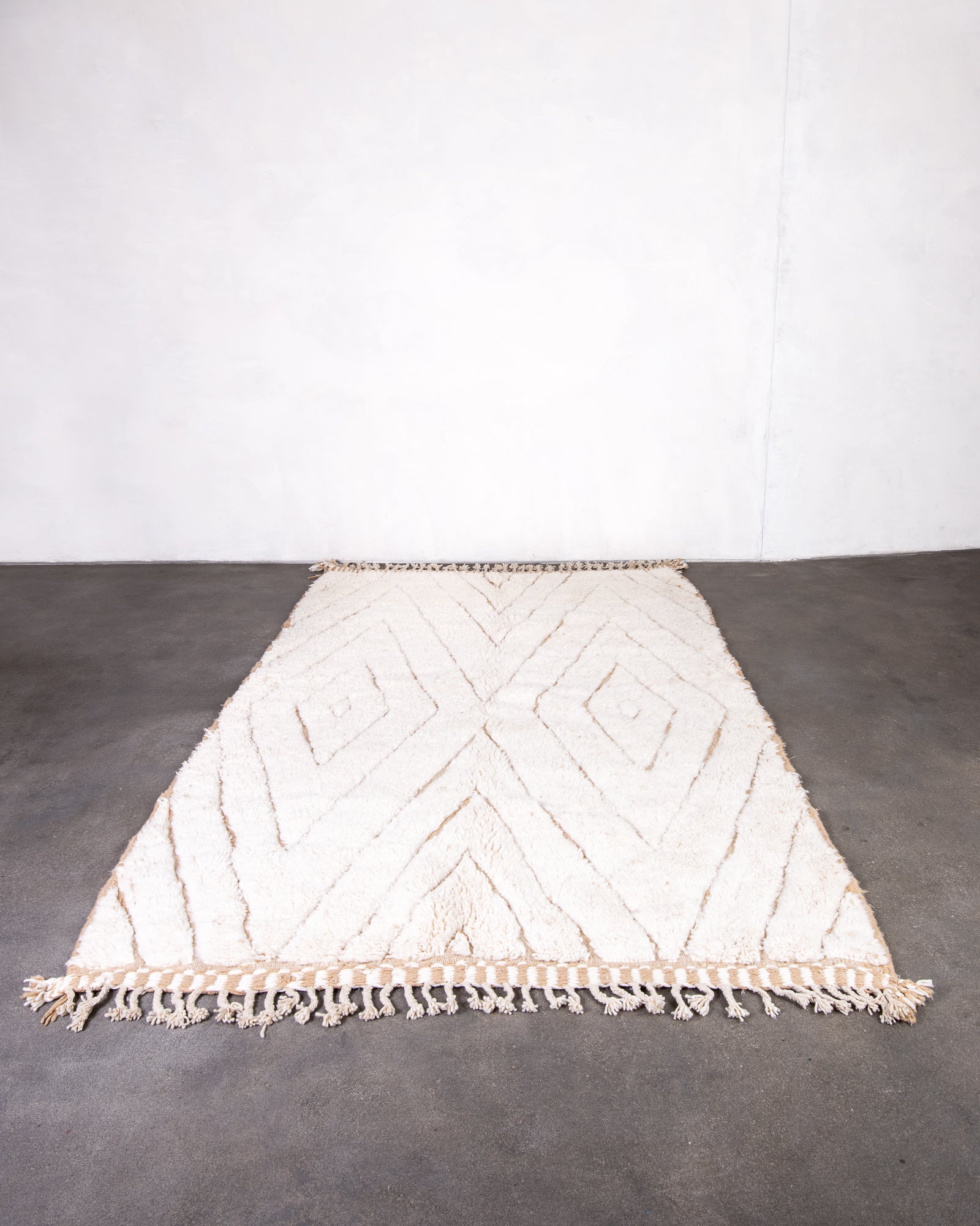 Modern designer handcrafted Berber rug from morocco Beniourain with beautiful colors and patterns